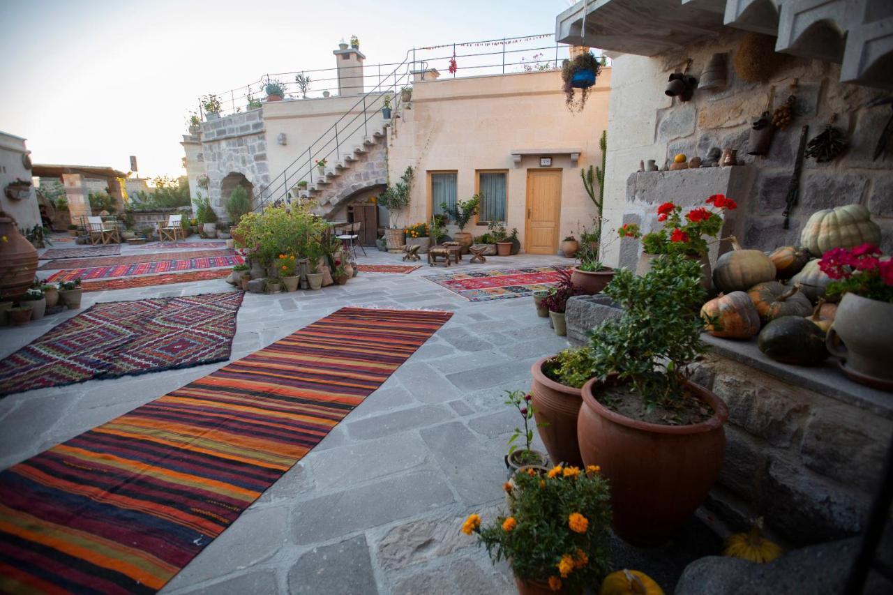 Maze Of Cappadocia Hotel Üchisar Bagian luar foto