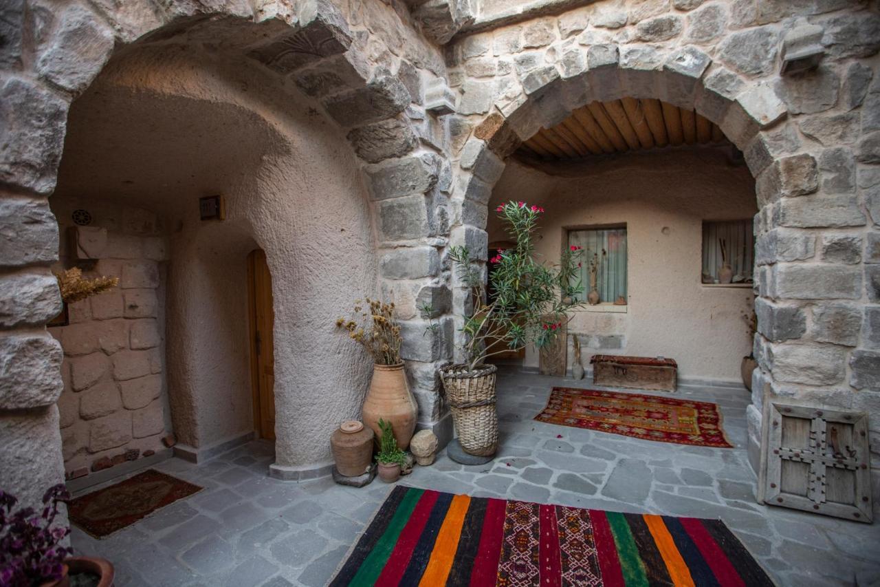 Maze Of Cappadocia Hotel Üchisar Bagian luar foto
