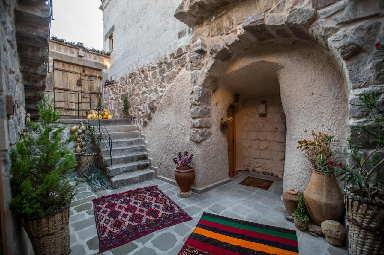 Maze Of Cappadocia Hotel Üchisar Bagian luar foto
