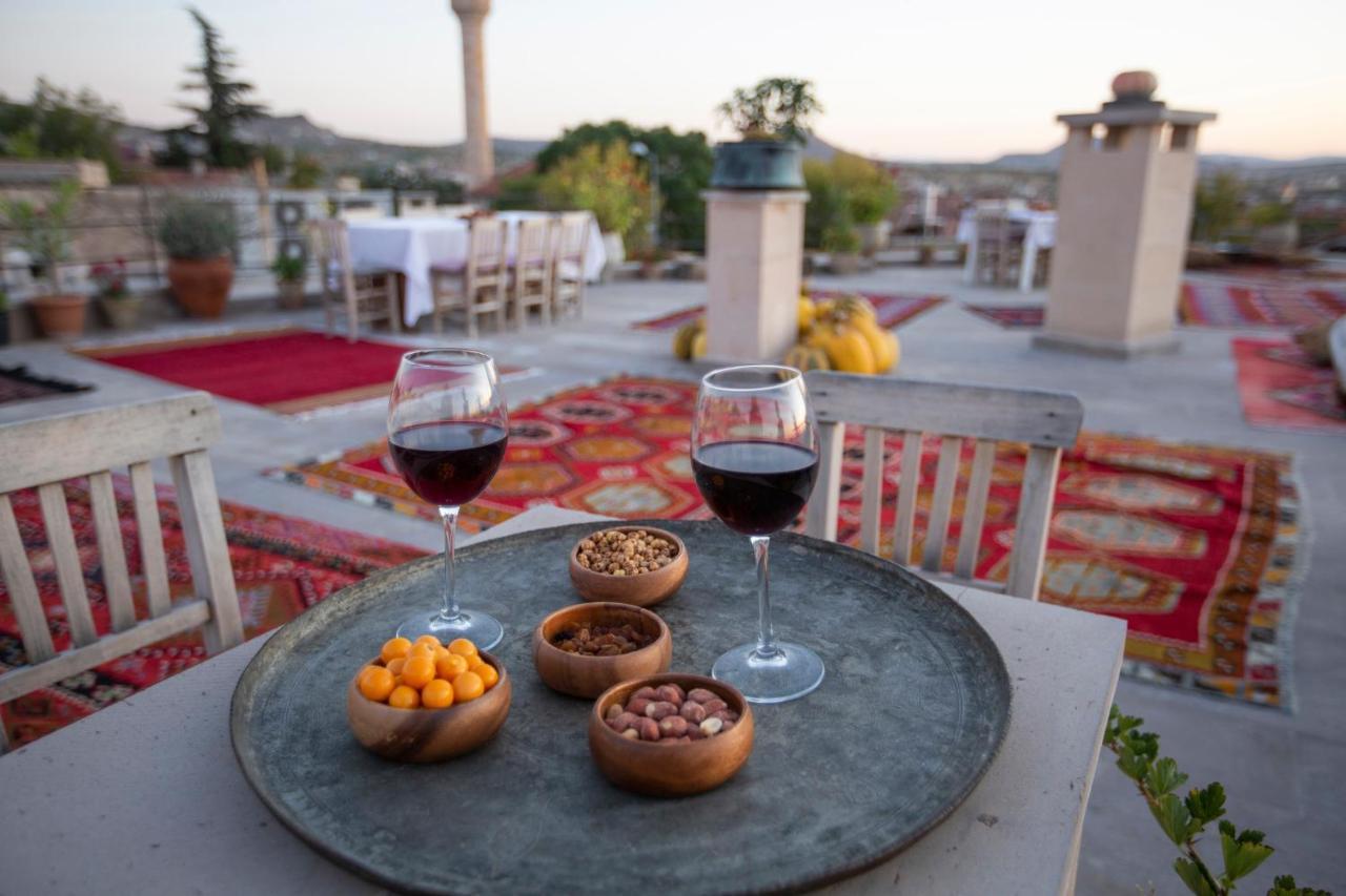 Maze Of Cappadocia Hotel Üchisar Bagian luar foto